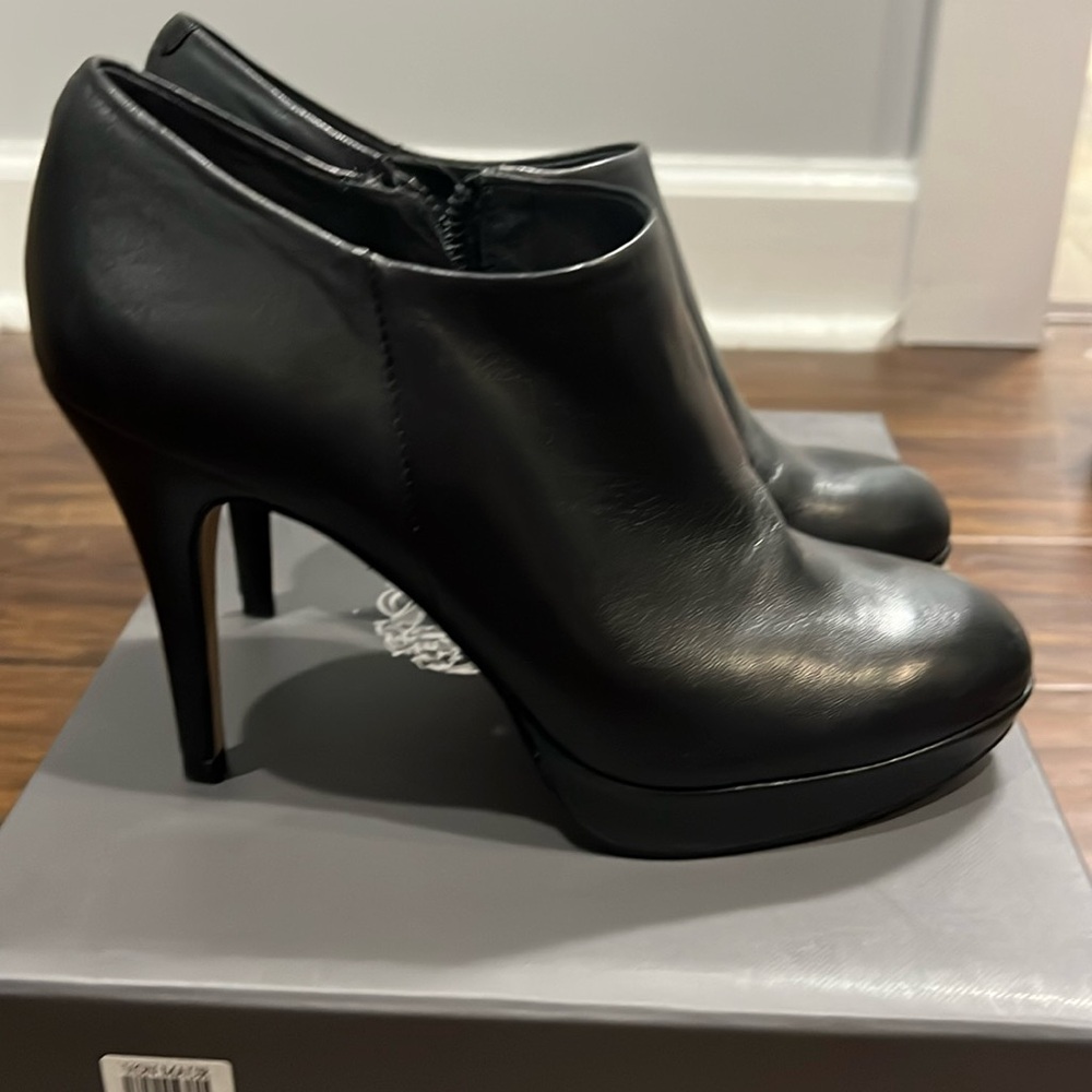 Vince Camuto side zip bootie